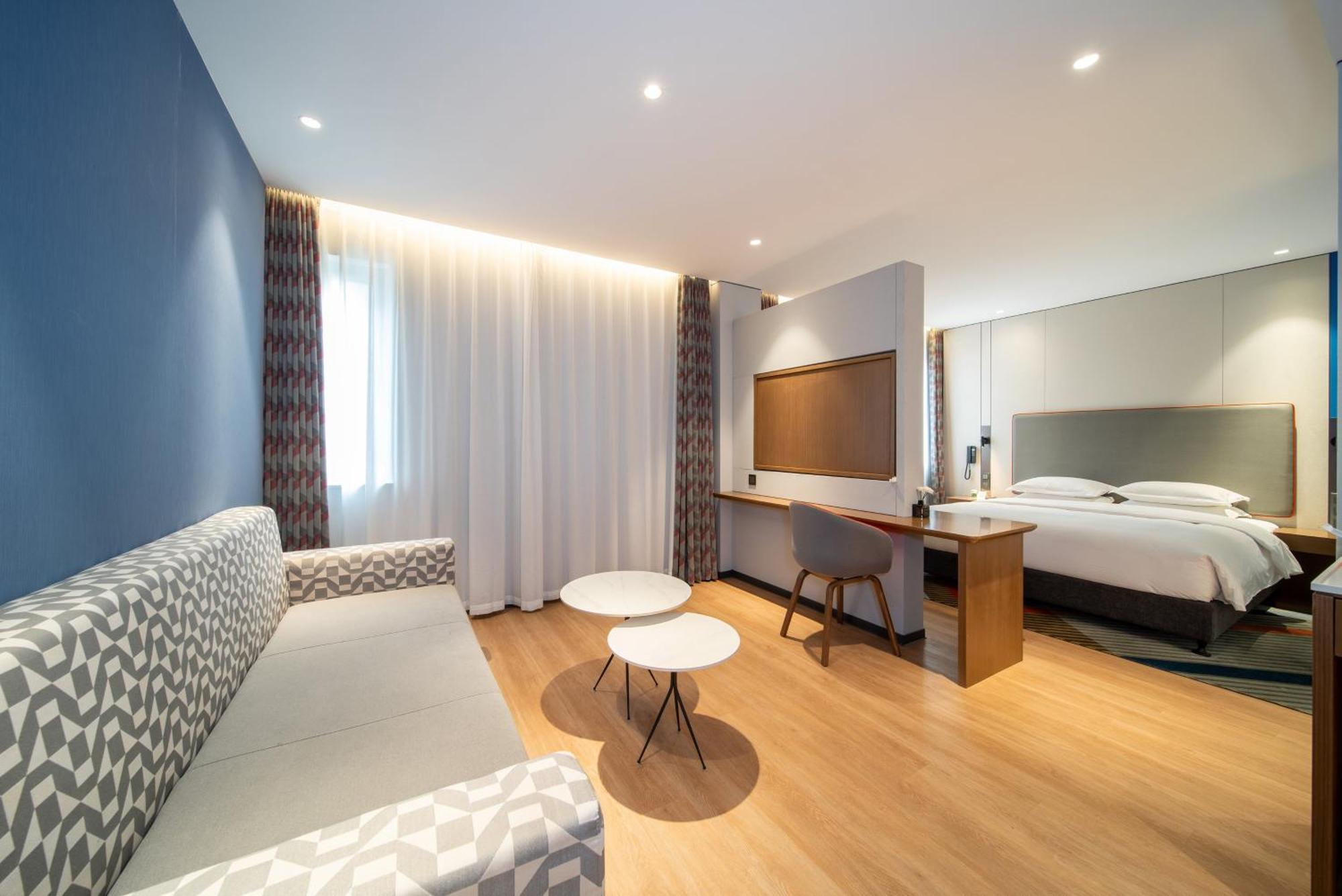Holiday Inn Express Shanghai Pujiang Lianhang Road By Ihg Экстерьер фото
